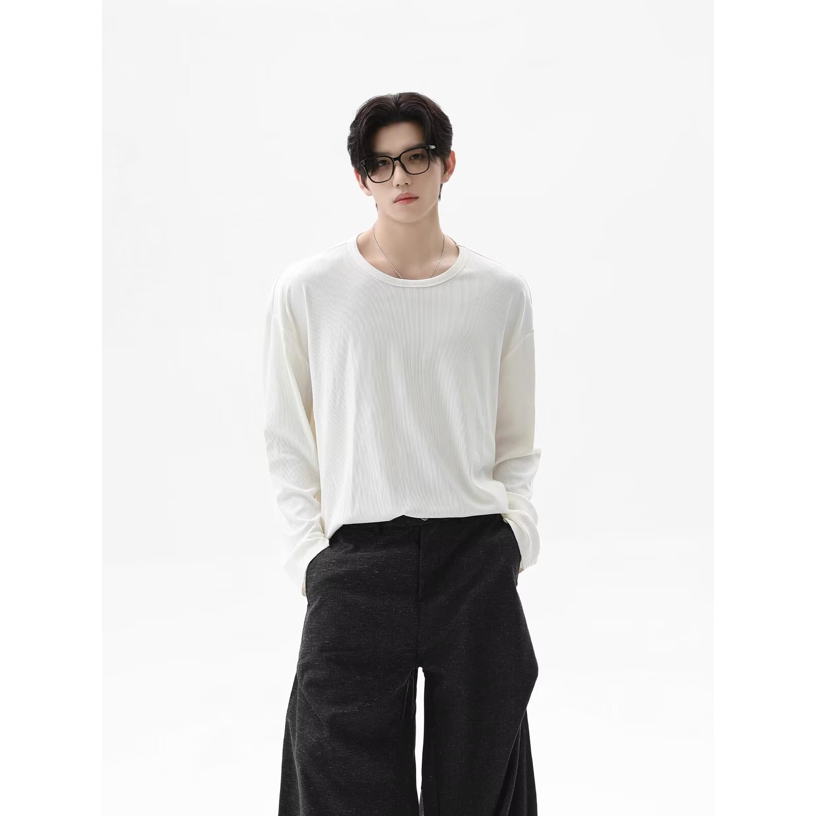 Camiseta Unissex de Manga Long - Undershirt Crew Neck avaliação e preço